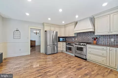 4509 Maple Ave, Halethorpe, MD 21227 photo 11