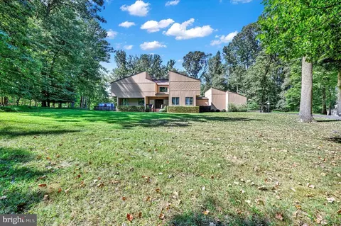 11004 Valley Heights Dr, Owings Mills, MD 21117