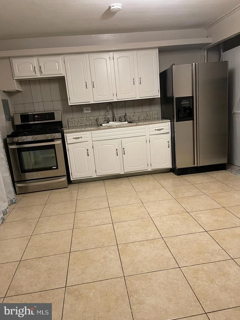 3183 Bero Rd, Halethorpe, MD 21227 photo 3