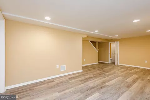 19 Boymans Ct, Baltimore, MD 21206 photo 31