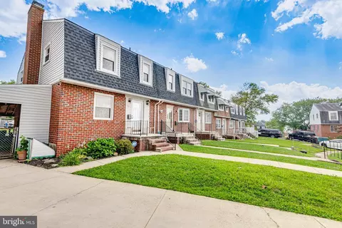 19 Boymans Ct, Baltimore, MD 21206 photo 2