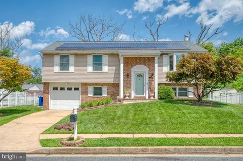 3 Crestview Garth, Rosedale, MD 21237 photo 2