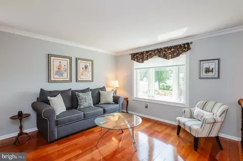 3 Crestview Garth, Rosedale, MD 21237 photo 8