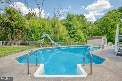 3 Crestview Garth, Rosedale, MD 21237 photo 60