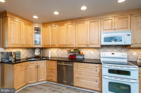 3 Crestview Garth, Rosedale, MD 21237 photo 17