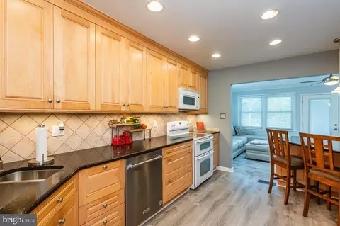 3 Crestview Garth, Rosedale, MD 21237 photo 23