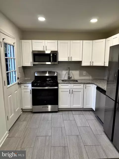 7310 Dooman Rd, Baltimore, MD 21244 photo 6