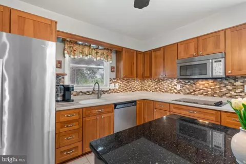 200 Mccormick Ave, Baltimore, MD 21206 photo 7
