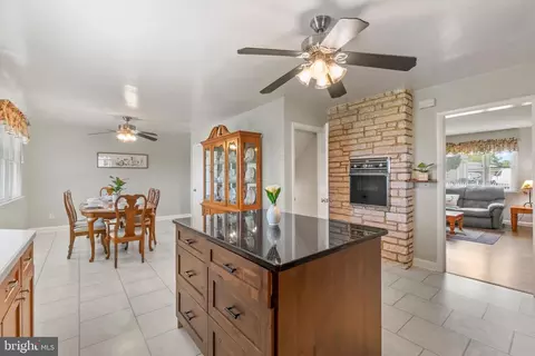 200 Mccormick Ave, Baltimore, MD 21206 photo 6