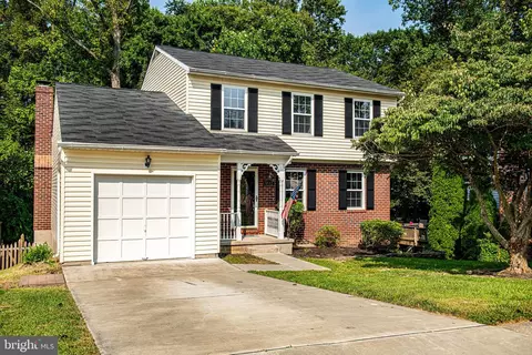 9532 Hickoryhurst Dr, Nottingham, MD 21236