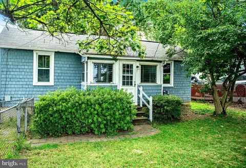 807 Wise Ave, Dundalk, MD 21222