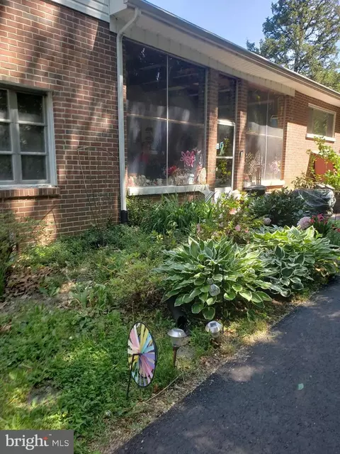 7914 Bradshaw Rd, Upper Falls, MD 21156 photo 5
