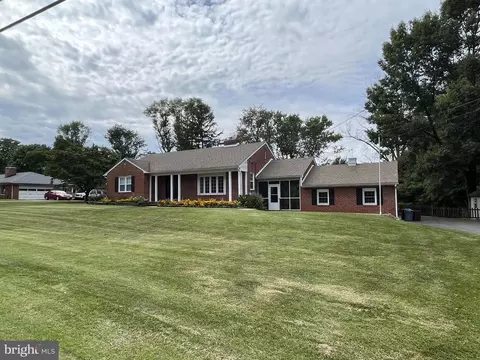 11712 Cedar Ln, Kingsville, MD 21087
