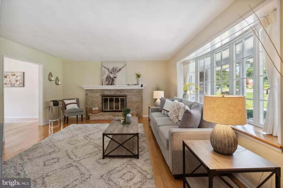  225 Solway Ct, Lutherville Timonium, MD 21093 photo 11