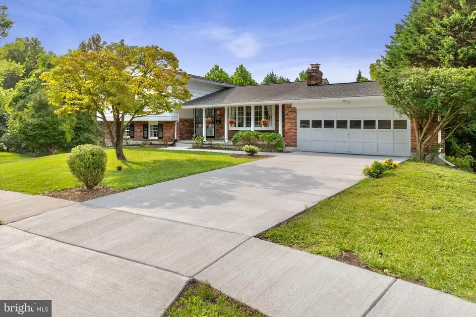  225 Solway Ct, Lutherville Timonium, MD 21093 photo 5