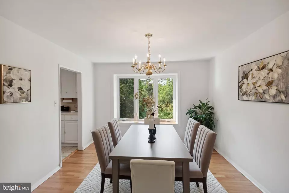  225 Solway Ct, Lutherville Timonium, MD 21093 photo 14