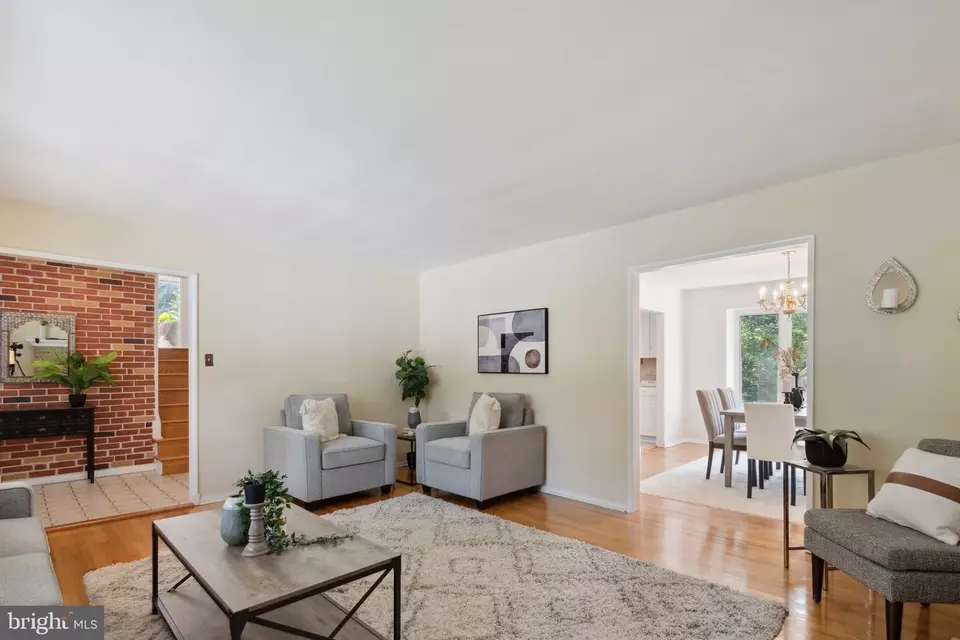  225 Solway Ct, Lutherville Timonium, MD 21093 photo 13