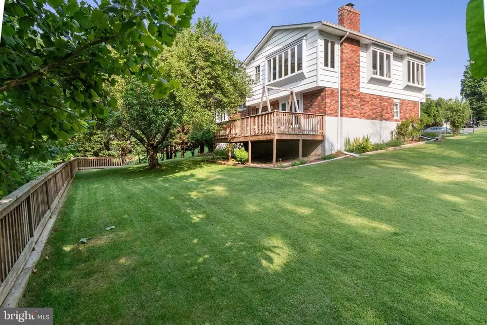  225 Solway Ct, Lutherville Timonium, MD 21093 photo 49