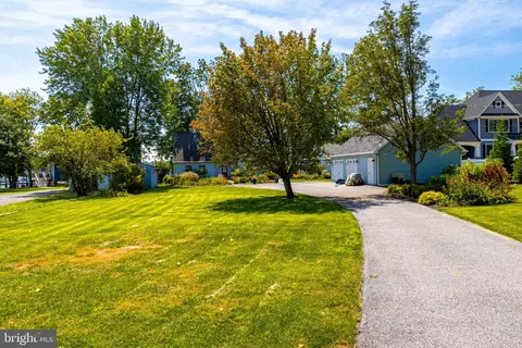 1212 Shore Rd, Middle River, MD 21220 photo 4