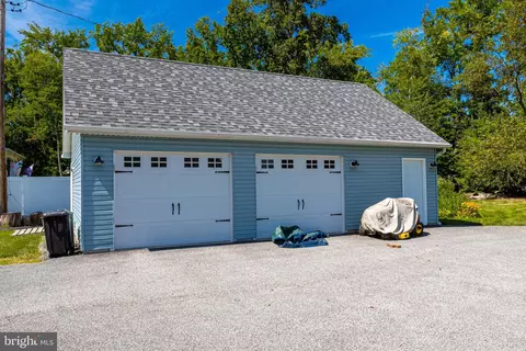 1212 Shore Rd, Middle River, MD 21220 photo 6