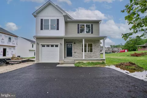 816 Essex Ave, Essex, MD 21221