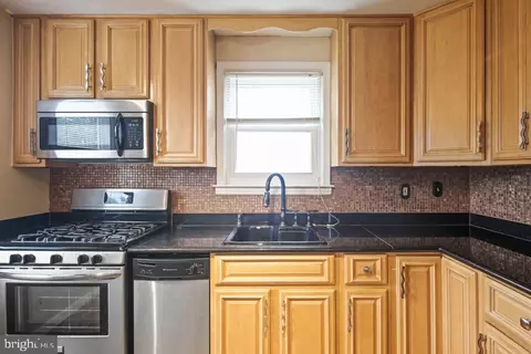 2160 Lorraine Ave, Baltimore, MD 21207 photo 10