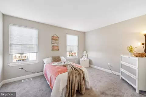 2418 Kevsway Ct, Windsor Mill, MD 21244 photo 12
