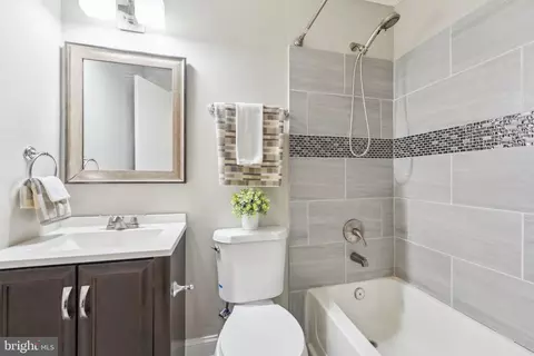 2418 Kevsway Ct, Windsor Mill, MD 21244 photo 14