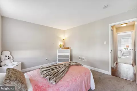 2418 Kevsway Ct, Windsor Mill, MD 21244 photo 13