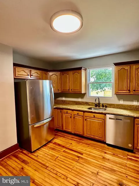 310 2nd Ave, Halethorpe, MD 21227 photo 8