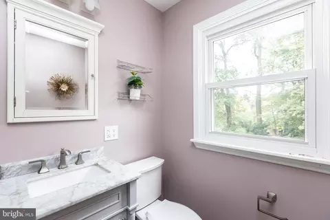 702 Walker Ave, Baltimore, MD 21212 photo 28