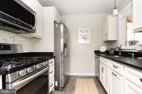 702 Walker Ave, Baltimore, MD 21212 photo 12