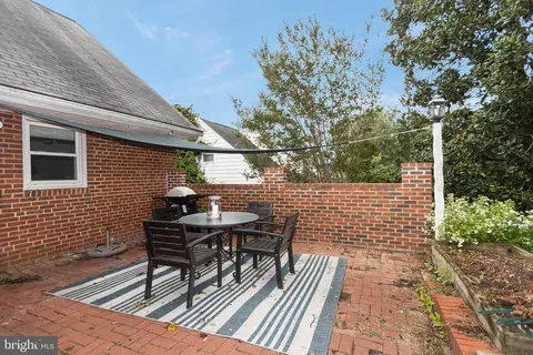 702 Walker Ave, Baltimore, MD 21212 photo 34