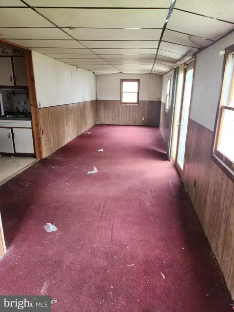 8133 Cornwall Rd, Dundalk, MD 21222 photo 13