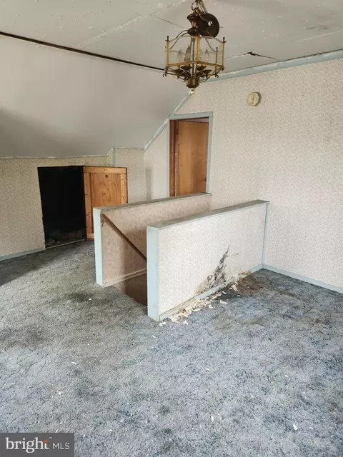 8133 Cornwall Rd, Dundalk, MD 21222 photo 15