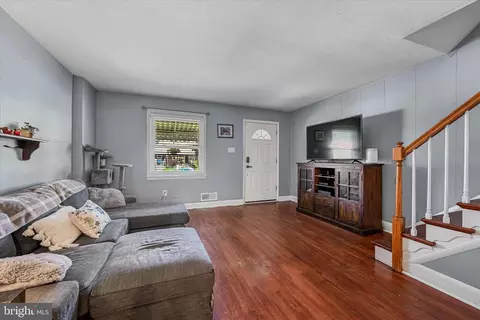 128 Riverthorn Rd, Middle River, MD 21220 photo 5