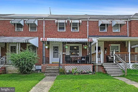 128 Riverthorn Rd, Middle River, MD 21220 photo 2