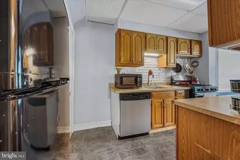 128 Riverthorn Rd, Middle River, MD 21220 photo 10
