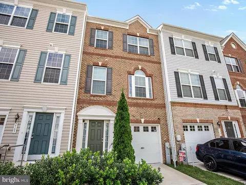 7705 Town View Dr, Dundalk, MD 21222