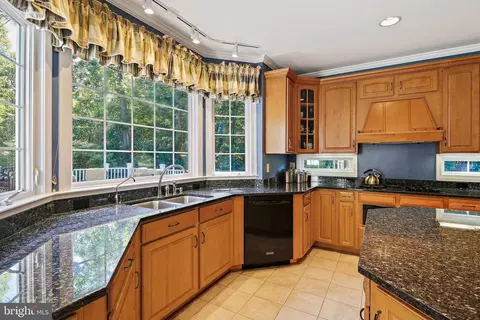 15 Cooperstown Ct, Phoenix, MD 21131 photo 14