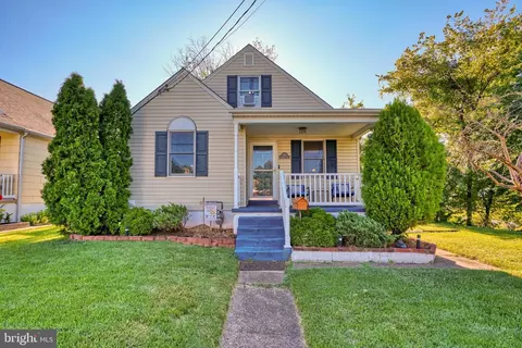 7823 Birmingham Ave, Parkville, MD 21234