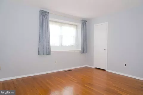 945 Elm Rd, Halethorpe, MD 21227 photo 16