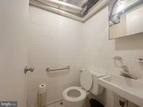 945 Elm Rd, Halethorpe, MD 21227 photo 23