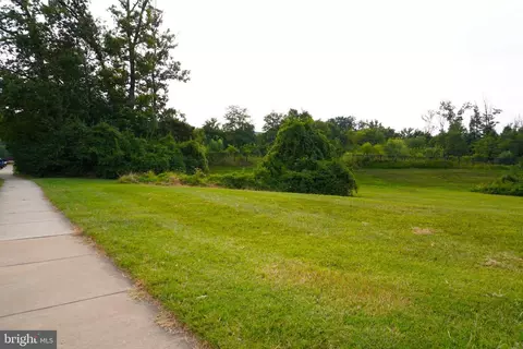 945 Elm Rd, Halethorpe, MD 21227 photo 31