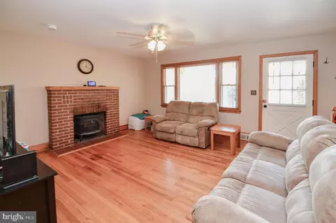 107 Mccormick Ave, Baltimore, MD 21206 photo 18