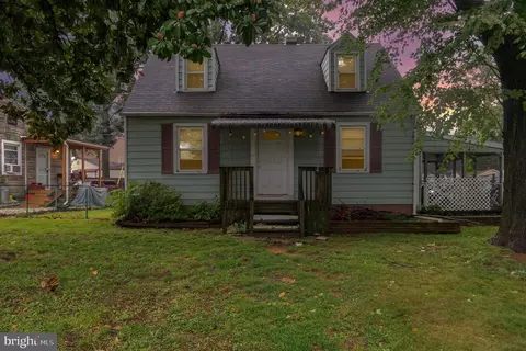 114 Bennett Rd, Essex, MD 21221