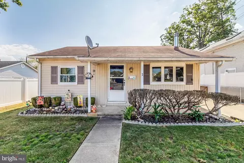 3 Glider Dr, Middle River, MD 21220