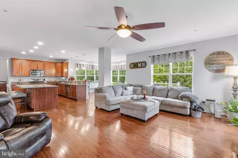 704 Daft Rd, Middle River, MD 21220 photo 8