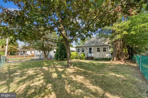 7511 S Bend Rd, Dundalk, MD 21222
