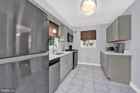302 Brook Rd, Towson, MD 21286 photo 15
